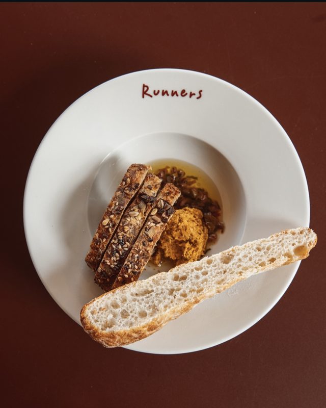 Sourdough and pan de cristal on a Runners plate